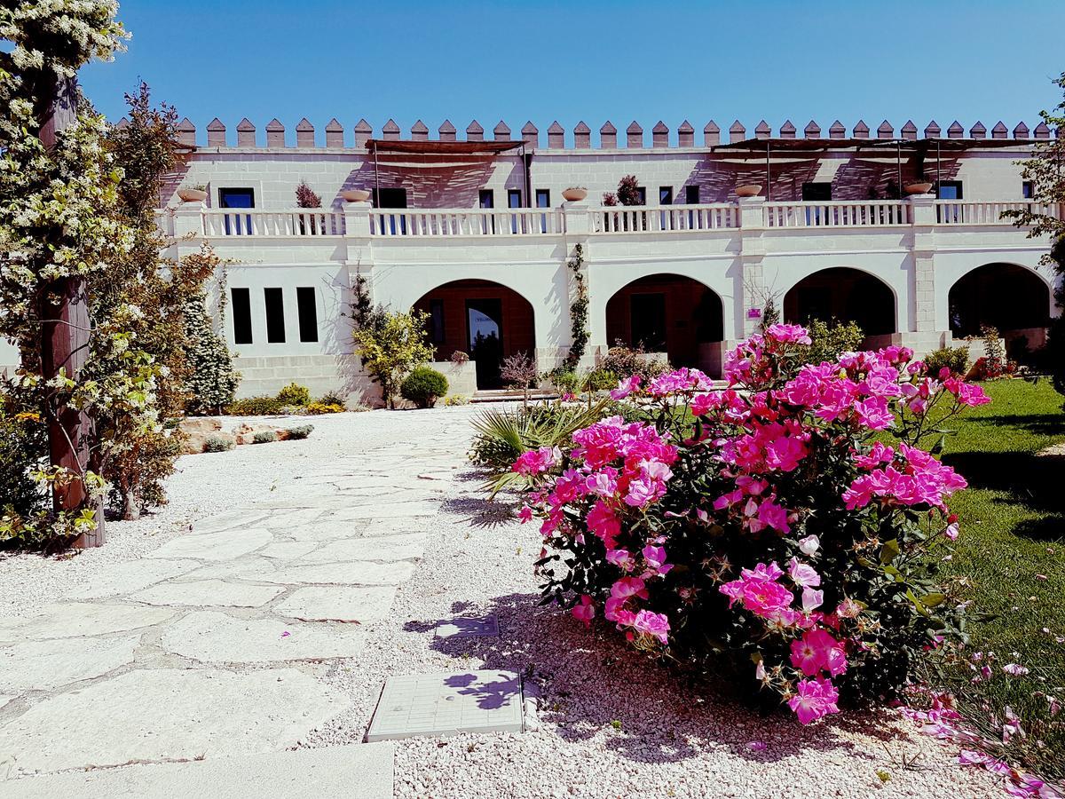 Le Scuderie - Castello Monaci Bed & Breakfast Salice Salentino Exterior photo